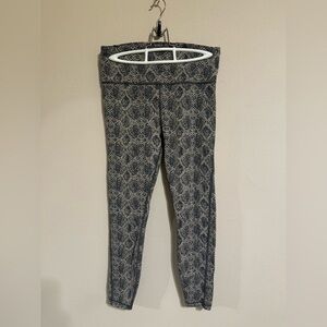 Athleta Ultimate 7/8 Tight Size S